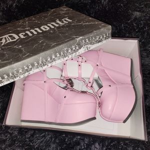 Demonia Poision-25-2 Wedge Platform Cage Bootie size 8